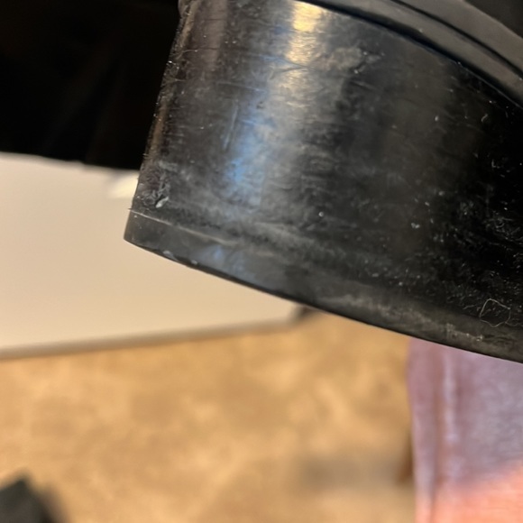 Black leather Bandolino boots - Picture 10 of 10